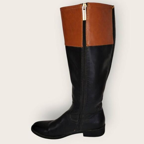 Sold‎ - Picture 2 of 10